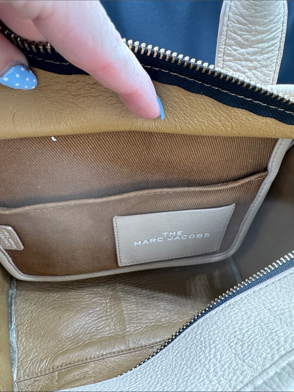 Marc Jacobs Beige Pebbled Leather The Tote Bag Satchel - Picture 7 of 9